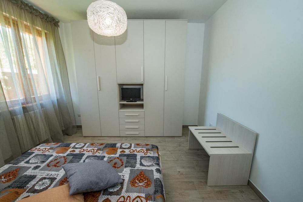 Appartamenti Vicino Al Mare ชิวิตาโนวา มาร์เค ภายนอก รูปภาพ