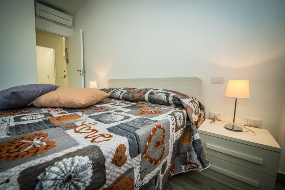Appartamenti Vicino Al Mare ชิวิตาโนวา มาร์เค ภายนอก รูปภาพ